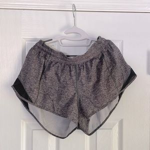 Gray runners shorts Lululemon size 10 lined with pocket.